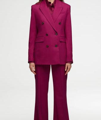 70_Double-Breasted_Blazer_in_Stretch_Wool_Magenta_2741_grande.jpg