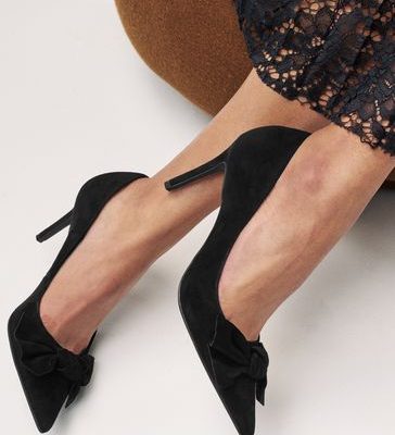 NOR366 Black Leather Bow Mid Court Shoes